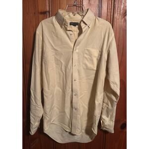 Men’s yellow Lands End long sleeve button down shirt size medium